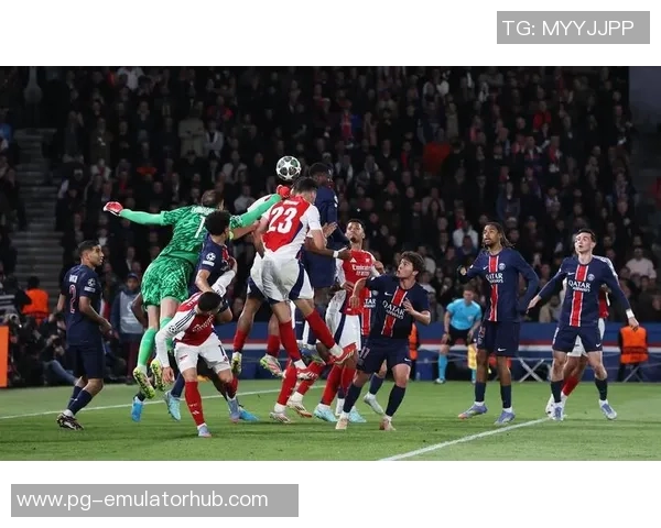 德甲激战：巴黎圣日耳曼与那不勒斯鏖战成平局绝杀瞬间引发全场沸腾